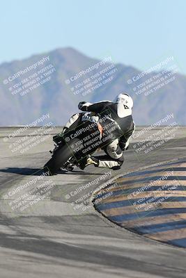 media/Jan-10-2026-Race Pace (Sat) [[3e4fee349c]]/2-Verified/Session 4 (Turn 12 Backside)/